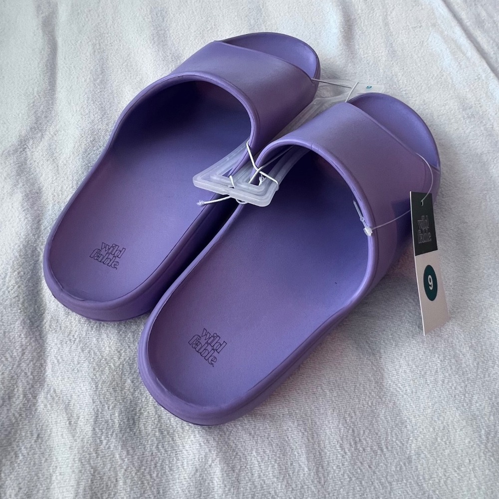 Wild Fable Robbie Light Purple Slide Beach Summer Sandals Womens Size 9 NWT - Picture 2 of 4
